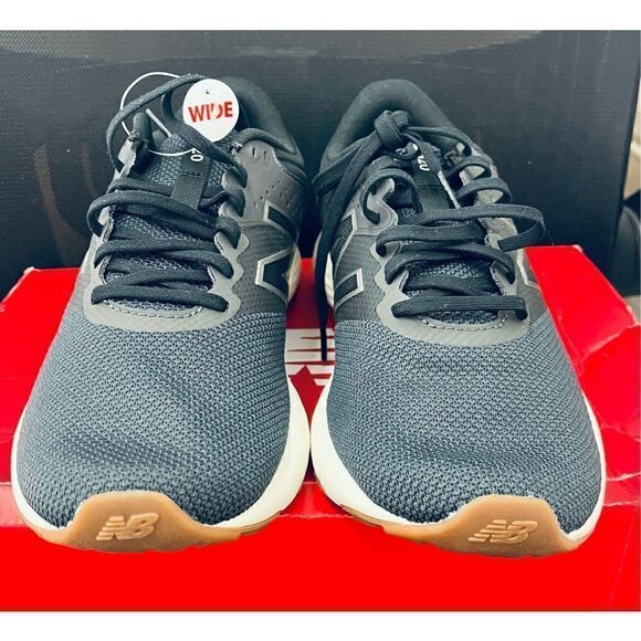 New Balance Women's 520 V7 Running Shoe - Picture 3 of 7